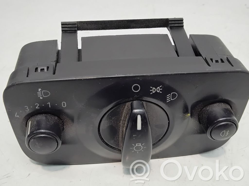 Ford Mondeo MK IV Light switch 