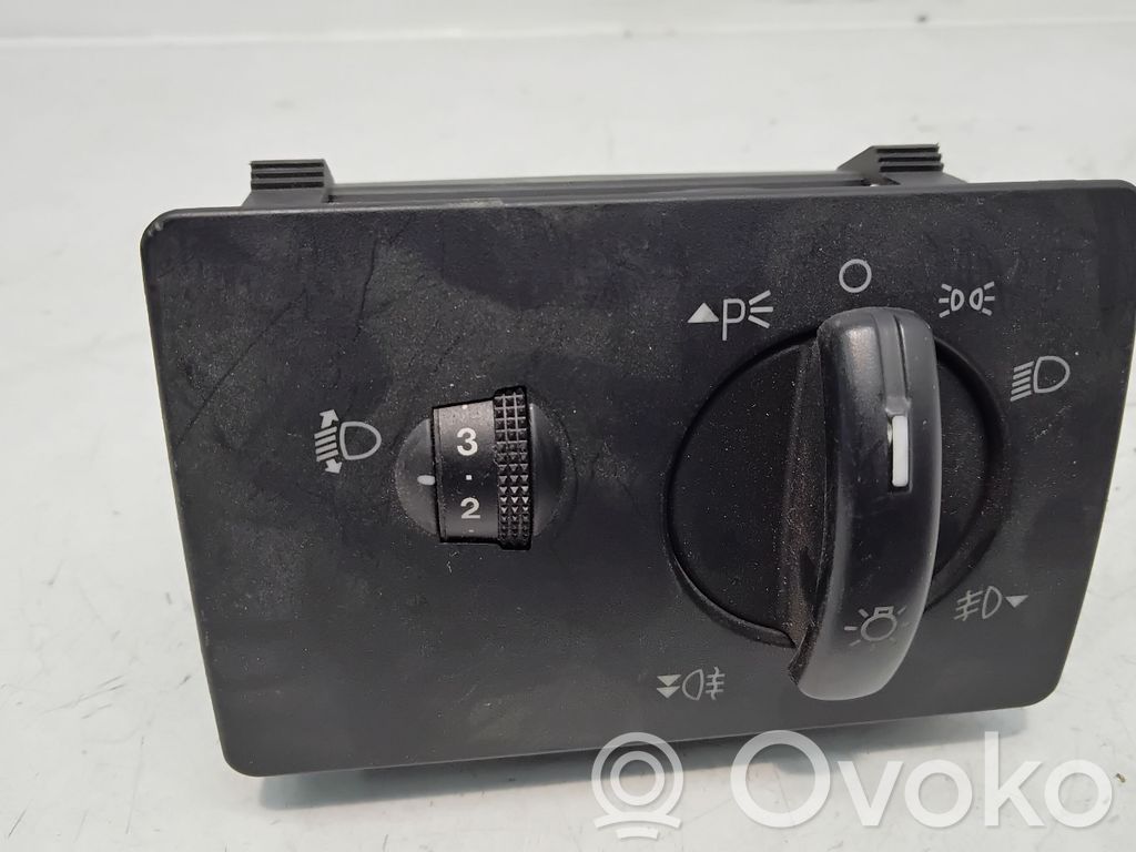Ford Focus Light switch 