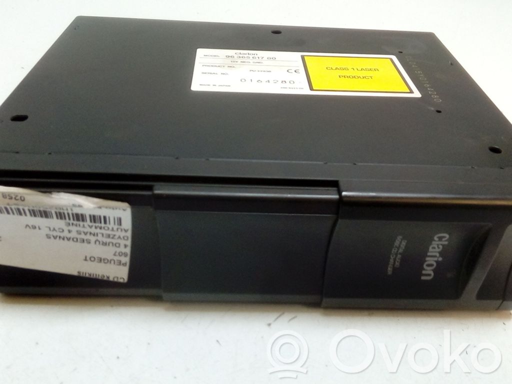 Peugeot 607 CD/DVD changer 