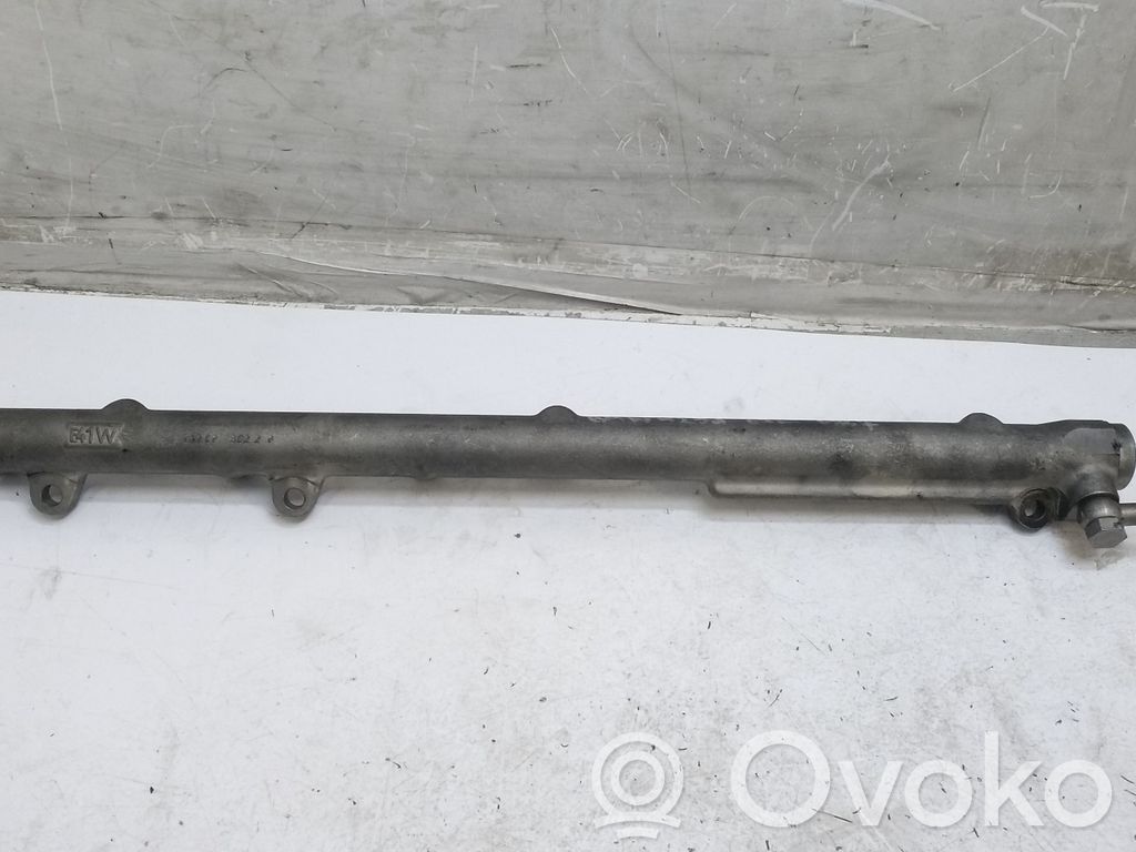 BMW 5 E60 E61 Fuel main line pipe 