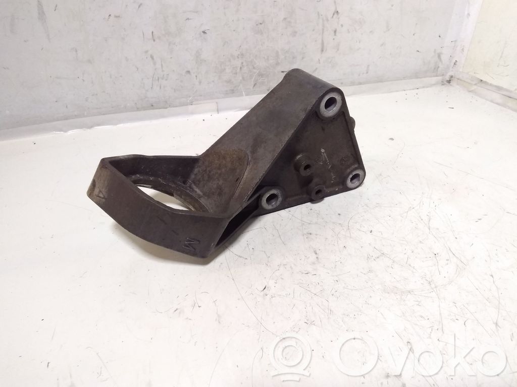 Opel Vectra C Driveshaft support bearing bracket 
