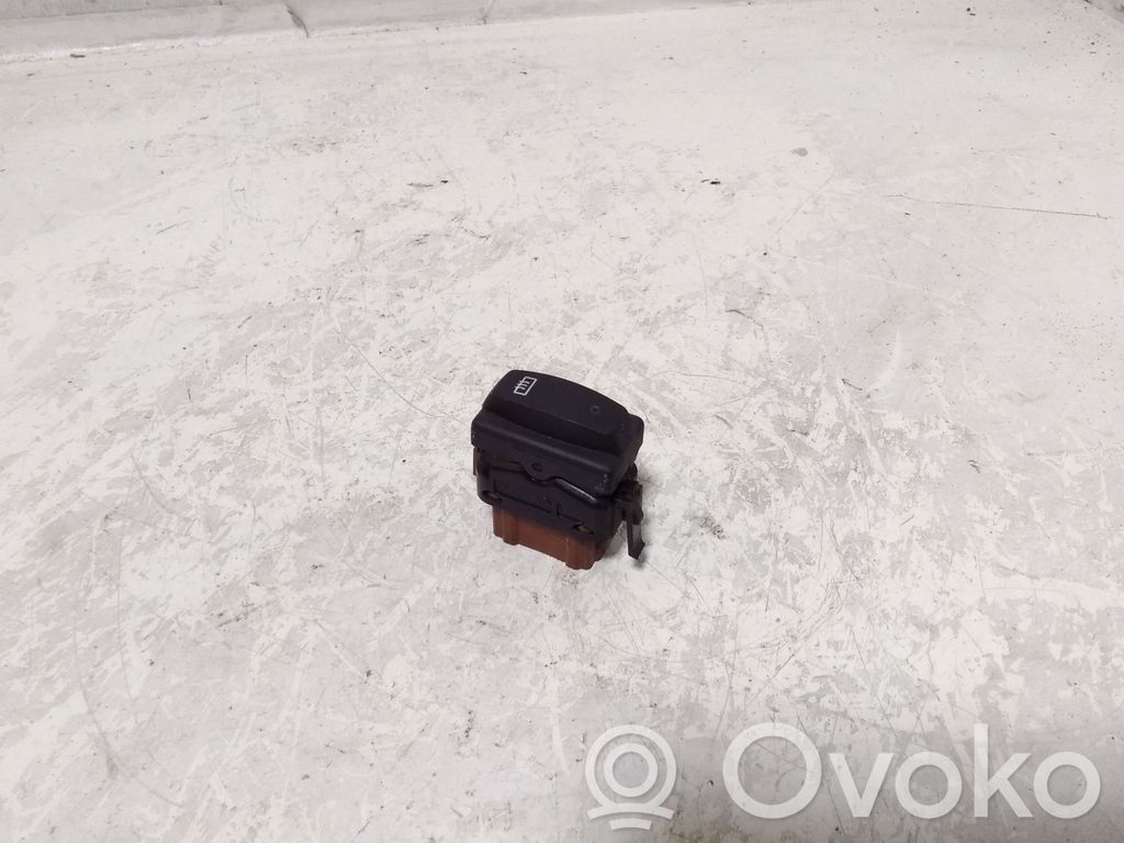 Nissan Primastar Windscreen/window heater switch 