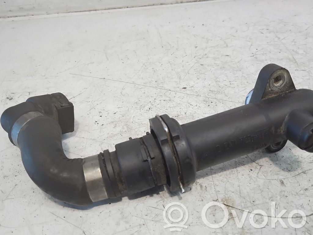 BMW 3 E46 Termostats / termostata korpuss 