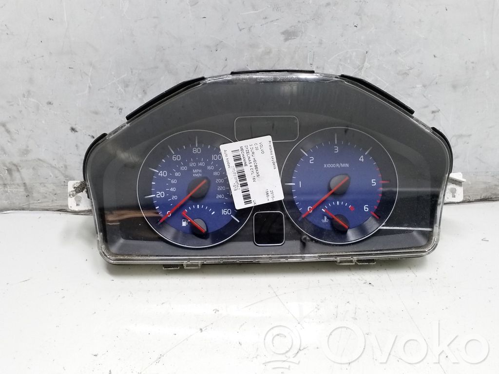 Volvo C30 Speedometer (instrument cluster) 