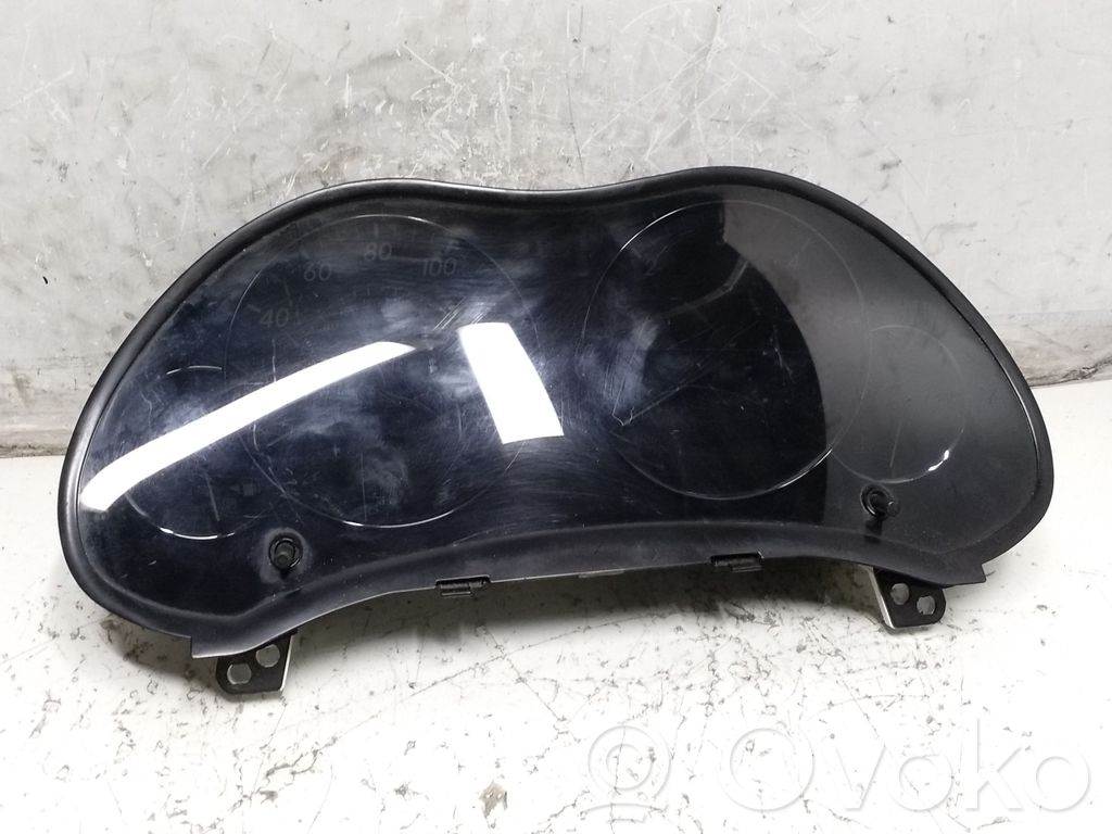 Toyota Avensis T250 Compteur de vitesse tableau de bord