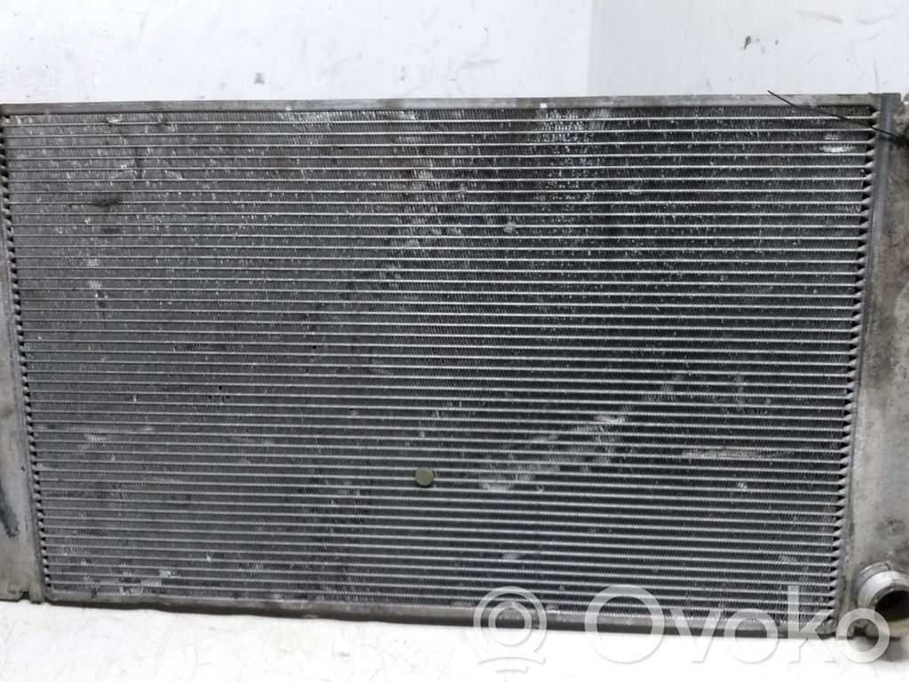 BMW 5 E60 E61 Aušinimo skysčio radiatorius 