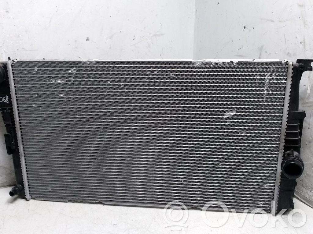 BMW 2 F22 F23 Aušinimo skysčio radiatorius 