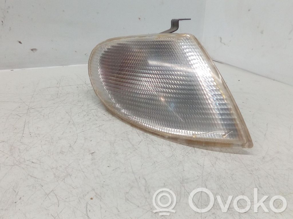 Ford Galaxy Front indicator light 