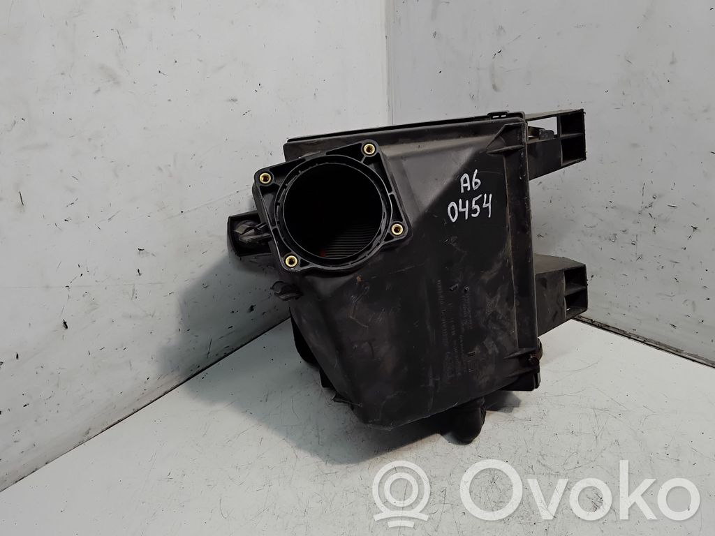 Audi A6 S6 C5 4B Ilmansuodattimen kotelo 