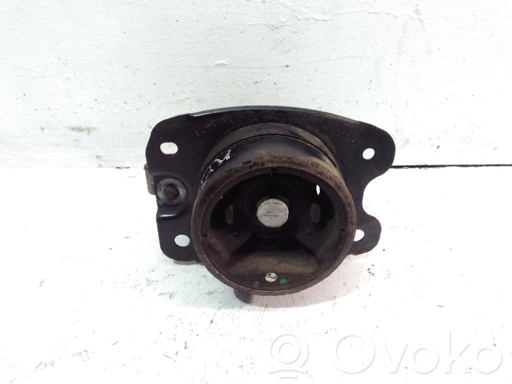 Chevrolet Captiva Gearbox mount 