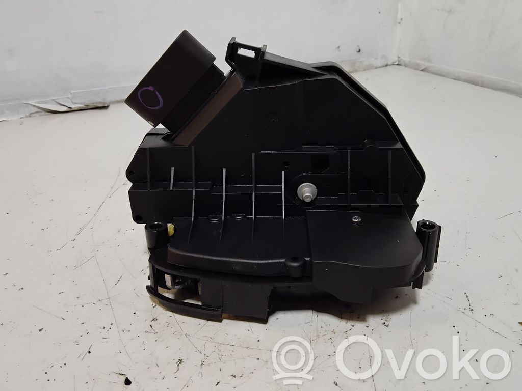 Ford C-MAX II Front door lock 