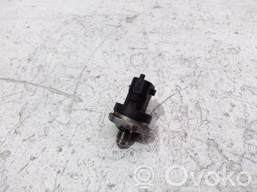 Ford Fiesta Fuel pressure sensor 