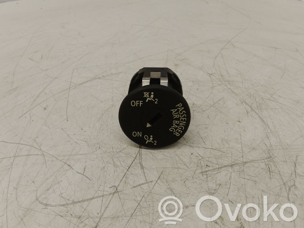 Comutator pornit/oprit airbag pasager   919688604