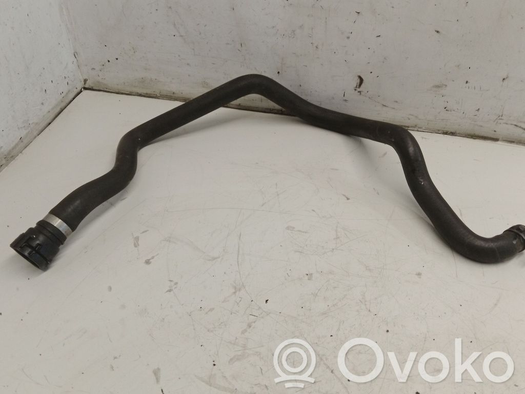 BMW X5 E70 Engine coolant pipe/hose 