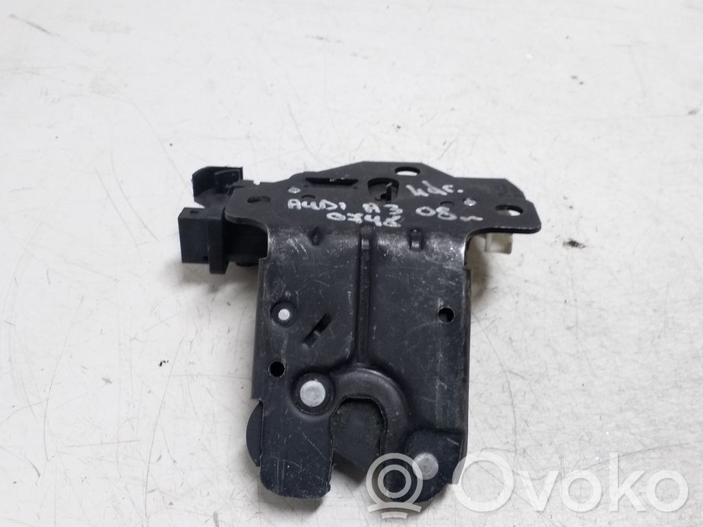 Audi A3 S3 8P Blocco/chiusura/serratura del portellone posteriore/bagagliaio