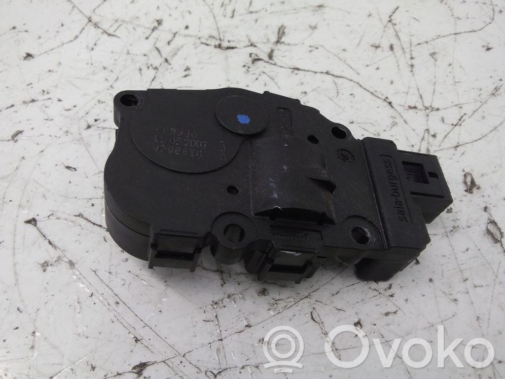Mercedes-Benz ML W164 Stellmotor Heizung Klima 