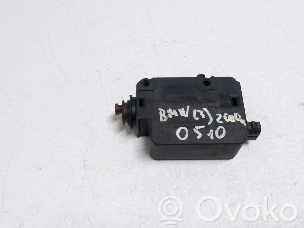BMW 3 E46 Stellmotor Tankdeckel Tankklappe 