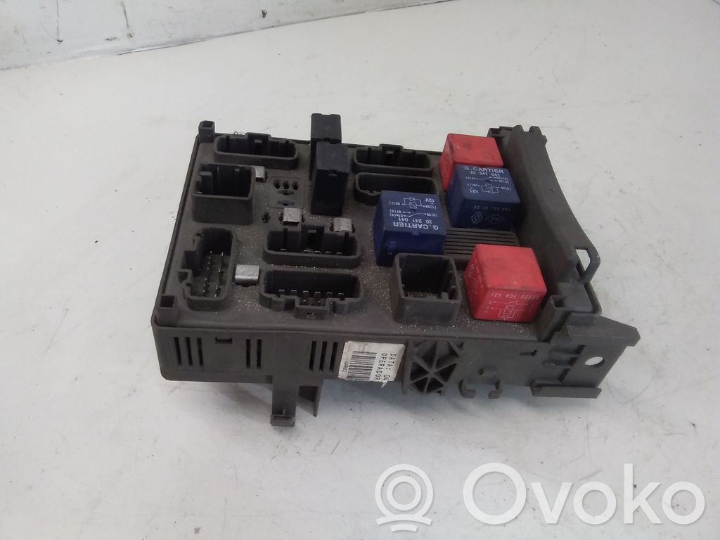 Renault Laguna II Fuse module 