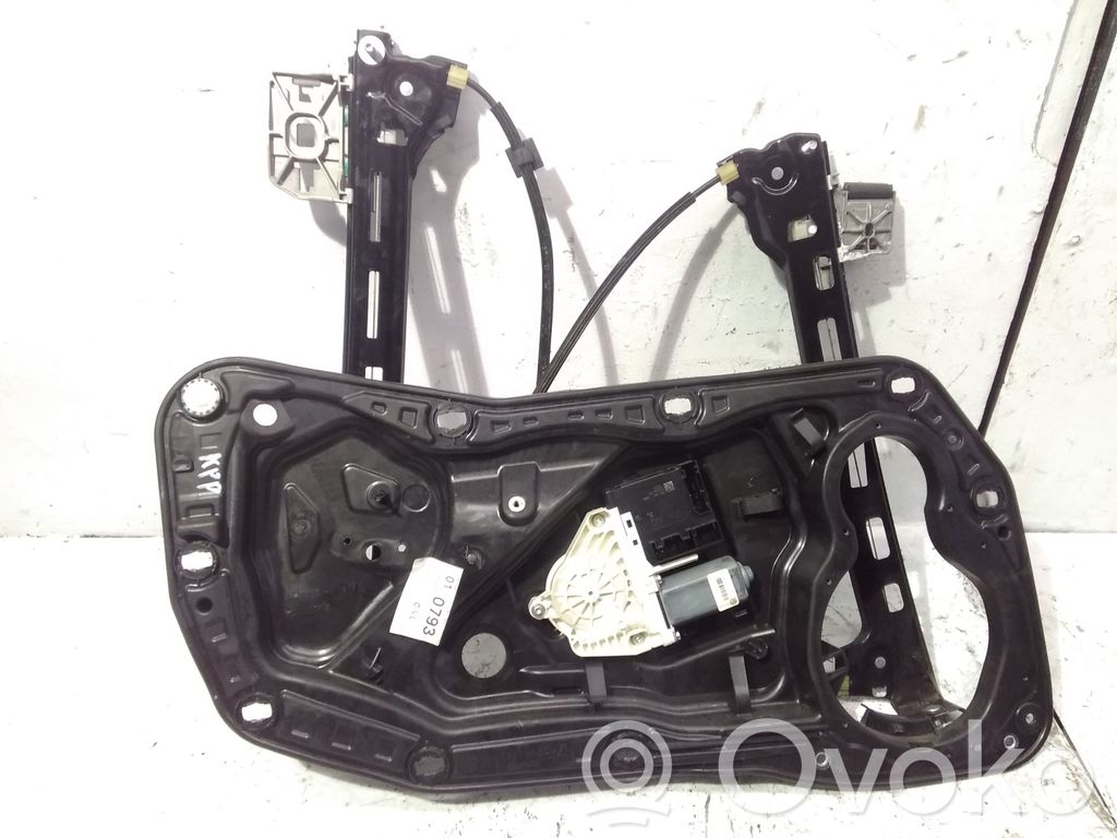 Volkswagen PASSAT CC Macara ușă față cu motor