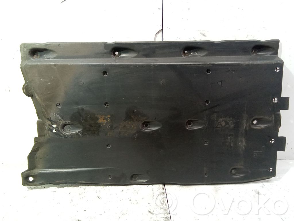 Nissan Qashqai+2 Osłona środkowa podwozia