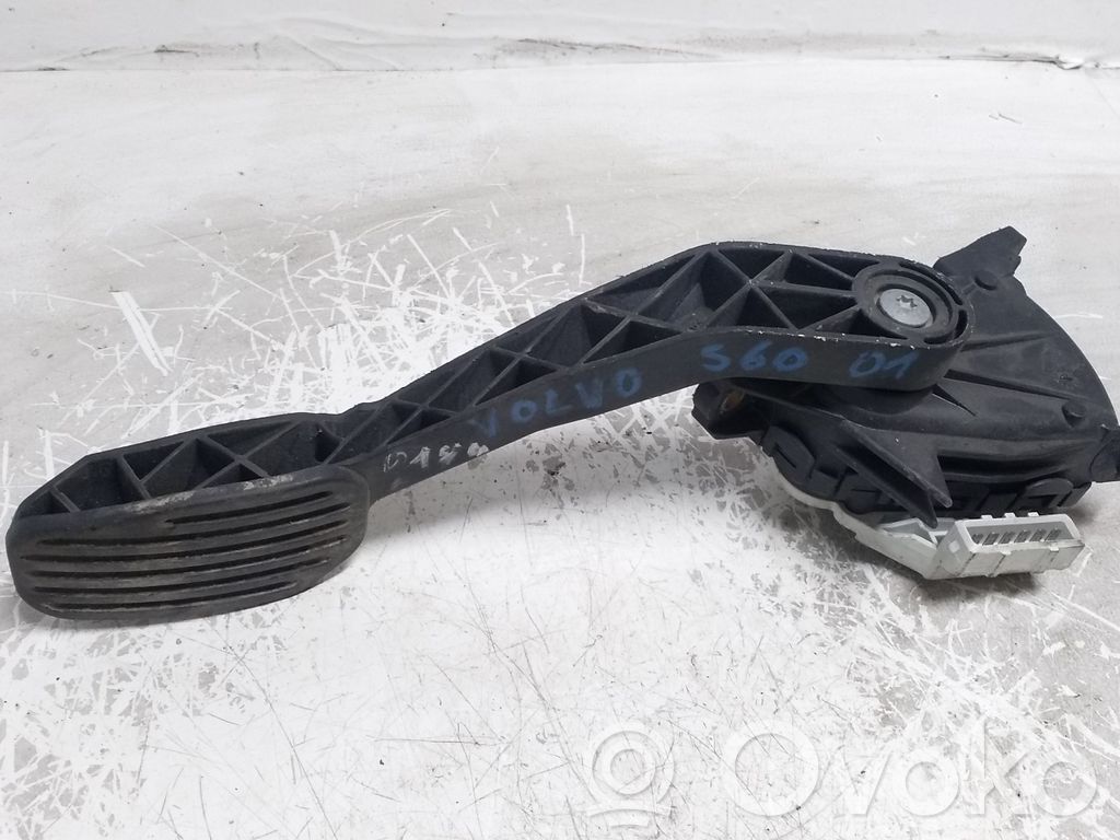 Volvo S60 Accelerator throttle pedal 