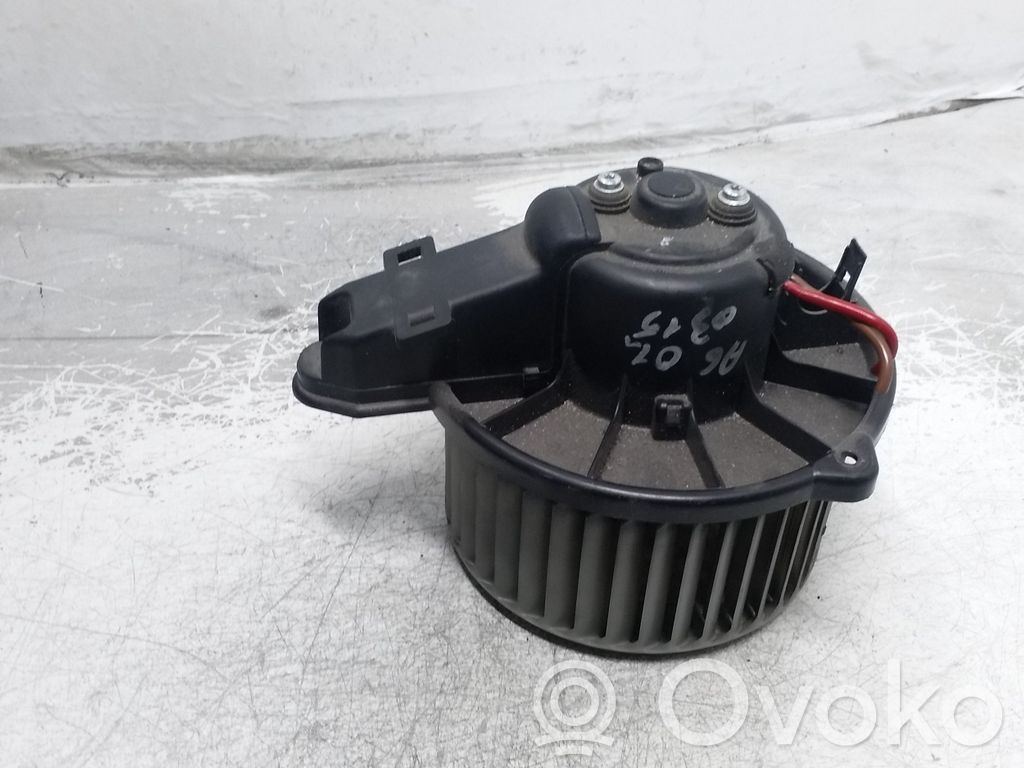 Audi A6 S6 C5 4B Ventola riscaldamento/ventilatore abitacolo 