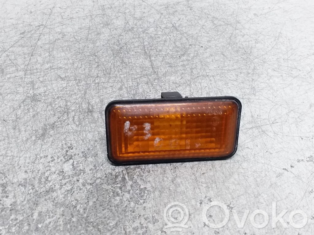 Volkswagen Golf III Seitenblinker 