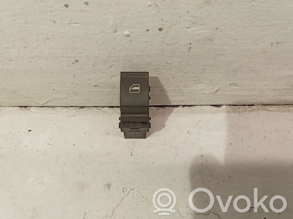Volkswagen Touran I Schalter el. Fensterheber 