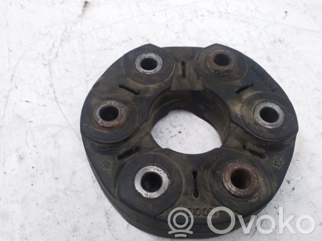 BMW 5 F10 F11 Giunto a ciambella albero di trasmissione posteriore 