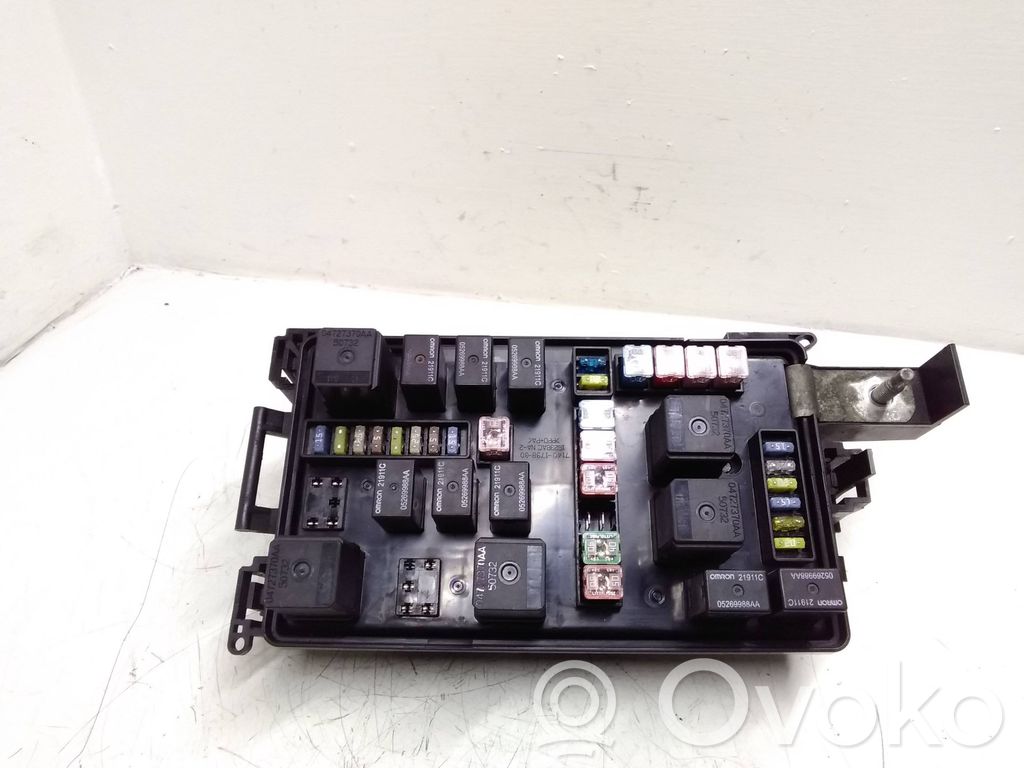 Chrysler 300 - 300C Fuse module 