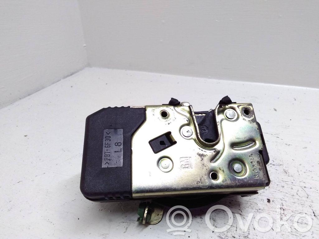 Opel Zafira A Etuoven lukko 