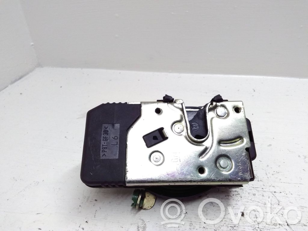 Opel Zafira A Etuoven lukko 