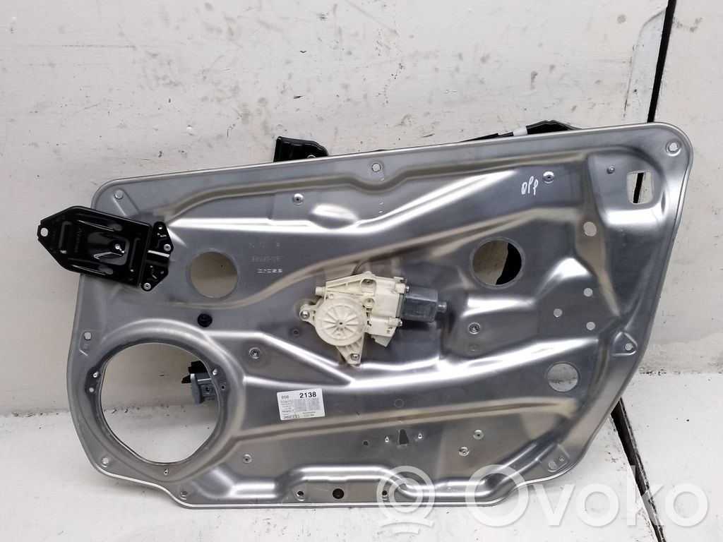 Mercedes-Benz E W212 Macara ușă față cu motor 