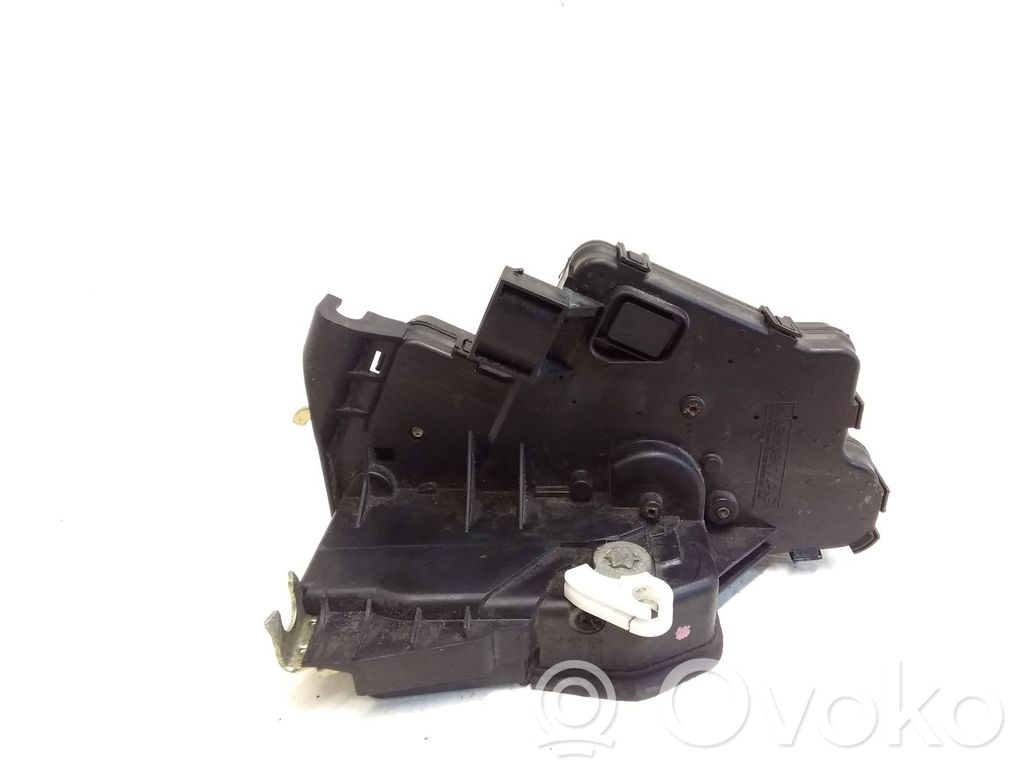 BMW 3 E46 Front door lock 