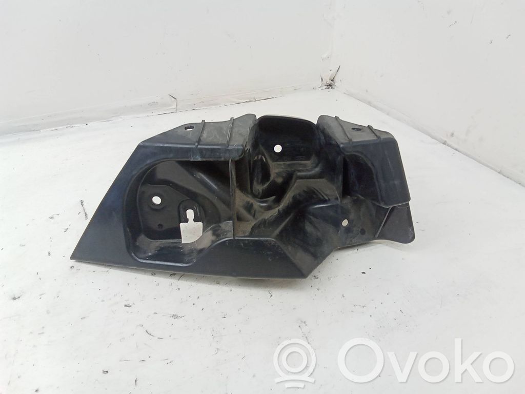 Ford Mondeo MK V Staffa di rinforzo montaggio del paraurti posteriore