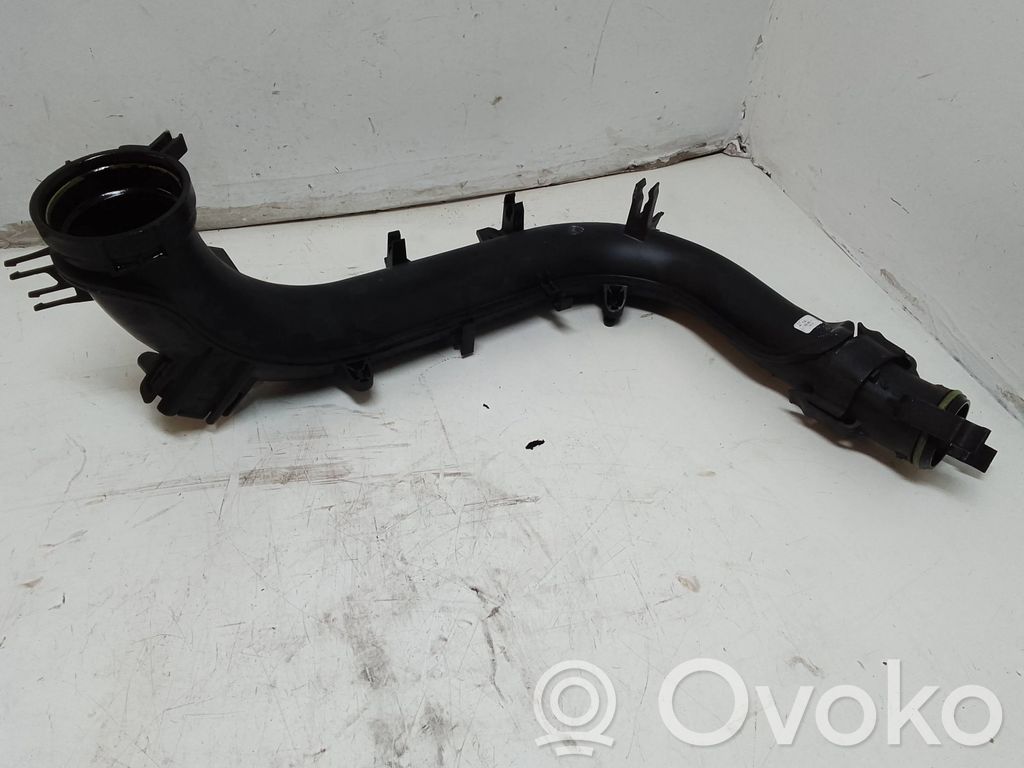 Audi A4 S4 B9 Furtun/conductă intercooler 