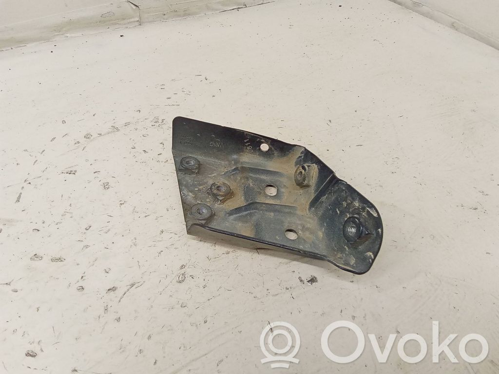 Volkswagen Touareg II Supporto di montaggio del parafango