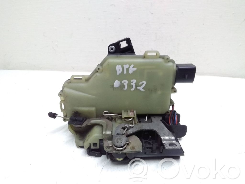 Zamek drzwi tylnych   3B4839015H