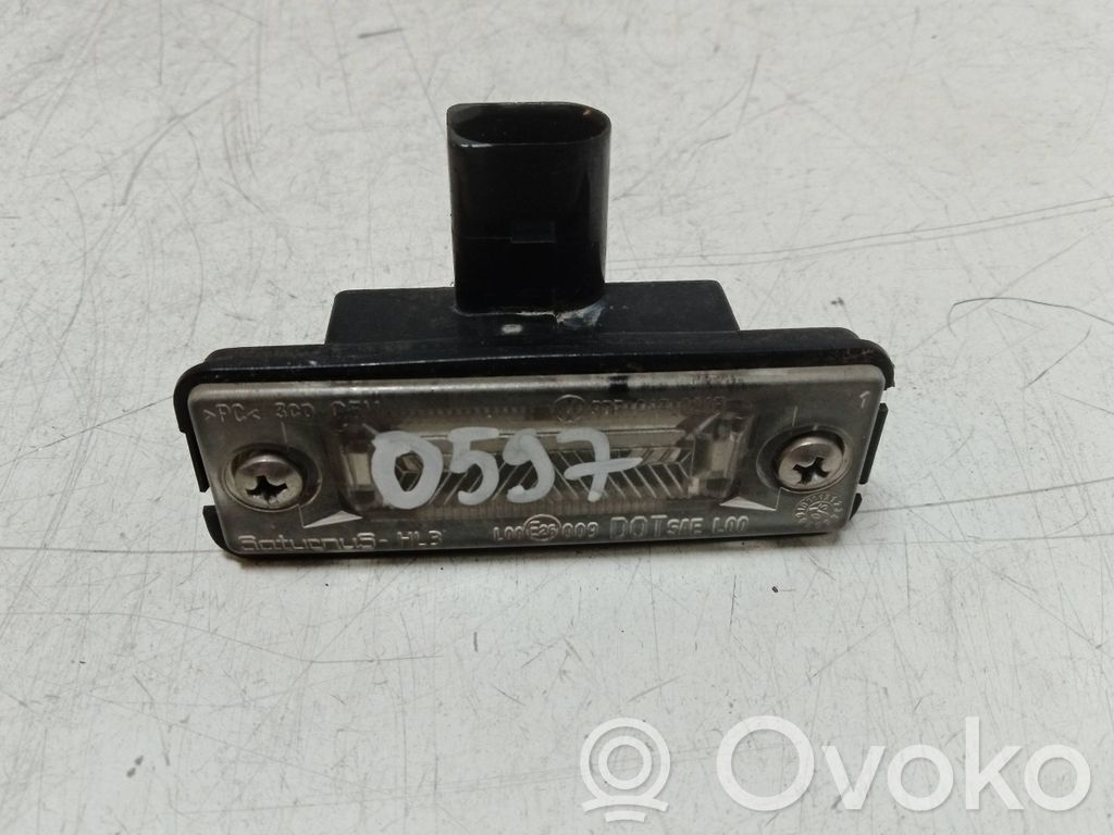 Volkswagen Polo Lampa oświetlenia tylnej tablicy rejestracyjnej 
