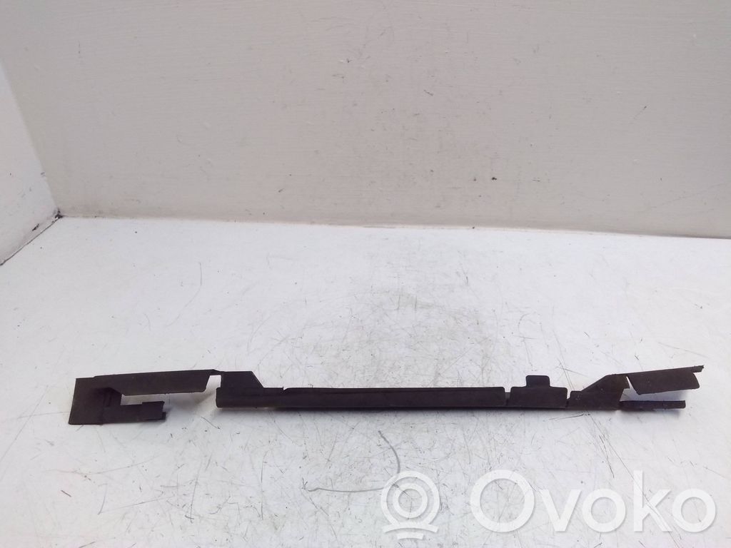 Volkswagen PASSAT B8 Wlot / Kanał powietrza intercoolera 