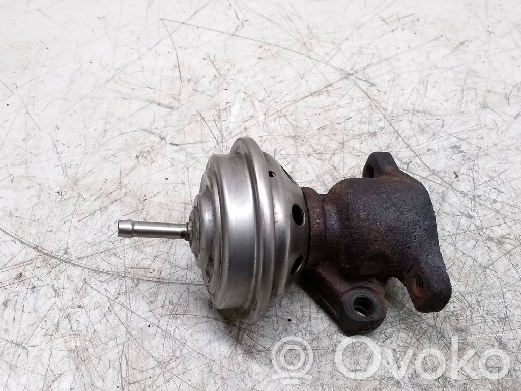 Audi A6 S6 C5 4B Válvula EGR 