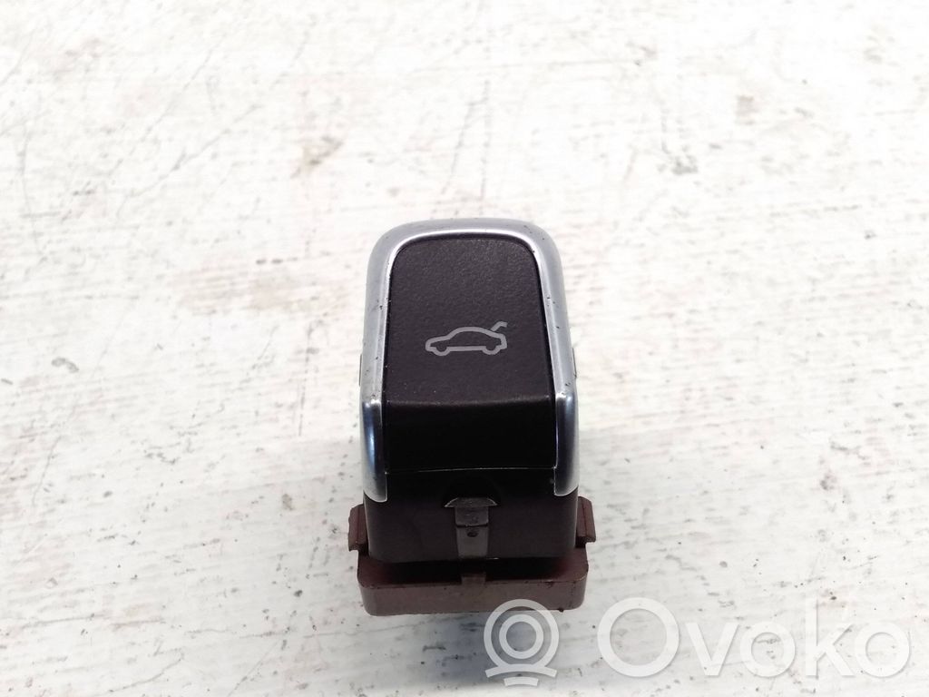Audi A4 S4 B8 8K Tailgate opening switch 
