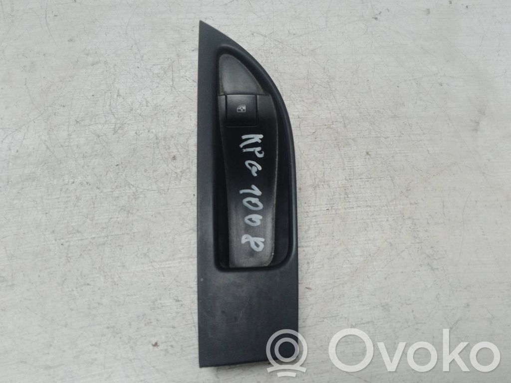 Opel Astra J Electric window control switch 