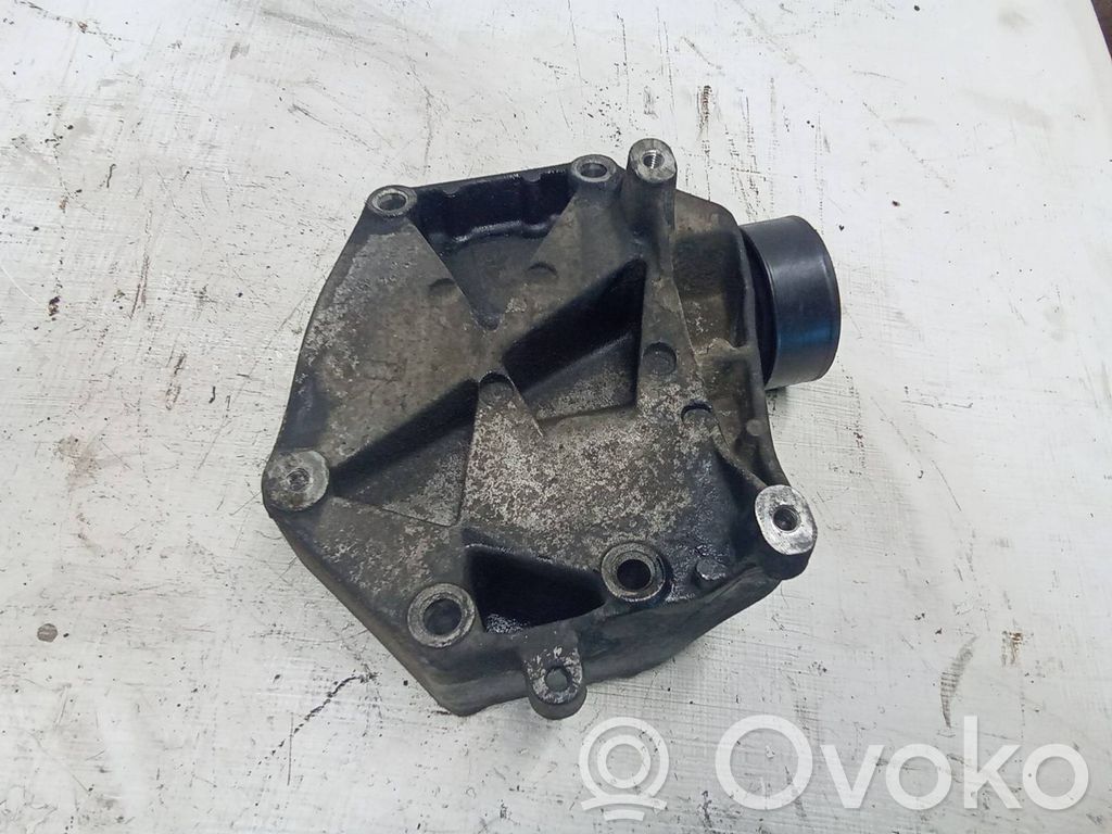 Opel Vectra C Generator/alternator bracket 
