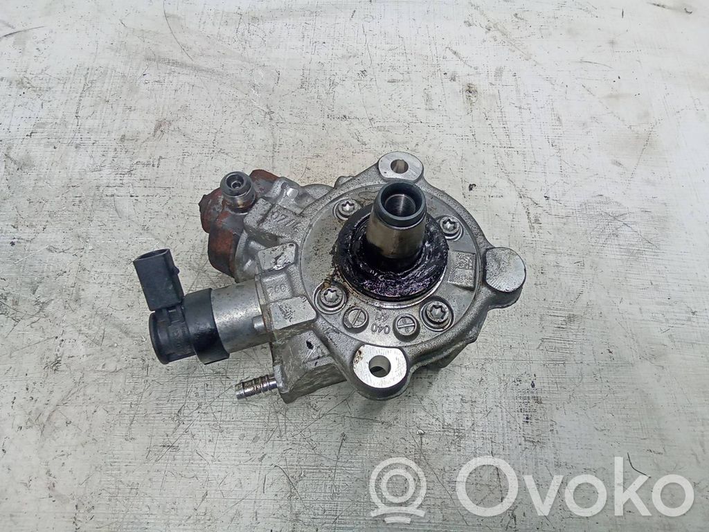 BMW 3 E90 E91 Pompa wtryskowa wysokiego ciśnienia 