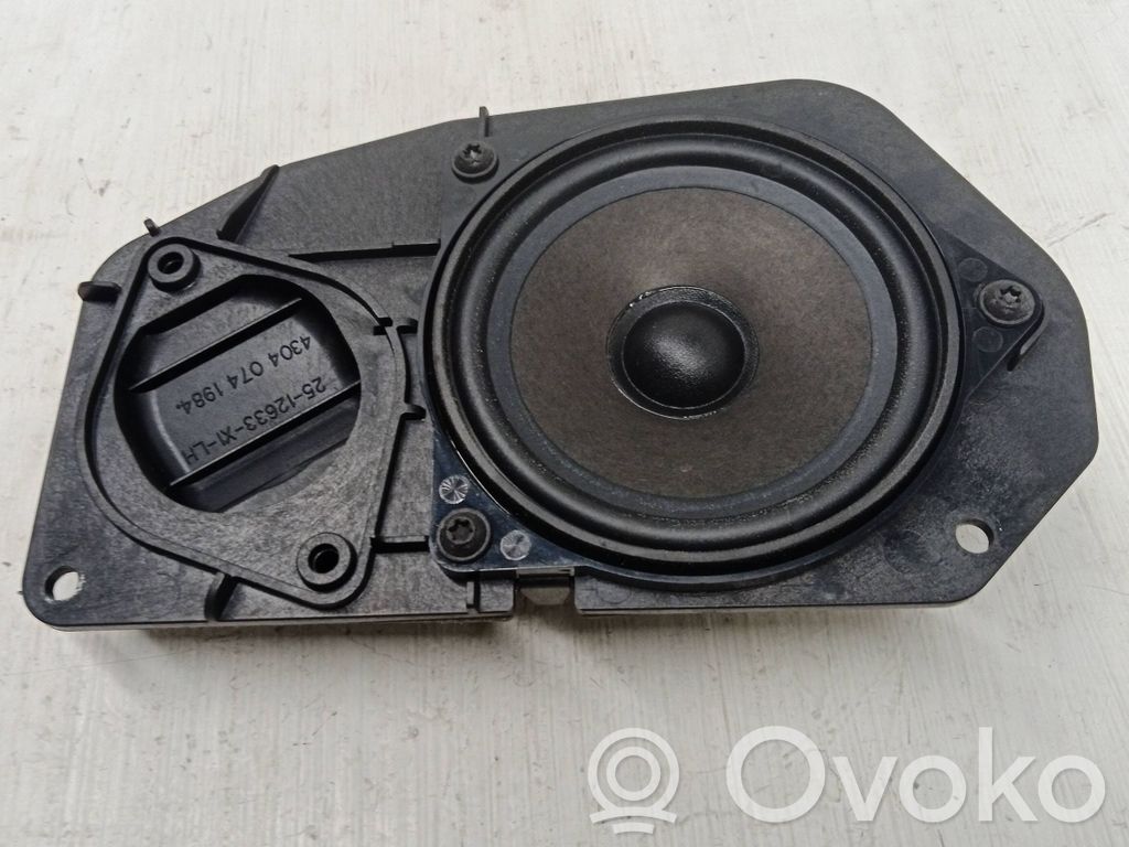 BMW 5 E60 E61 Altoparlante portiera posteriore 