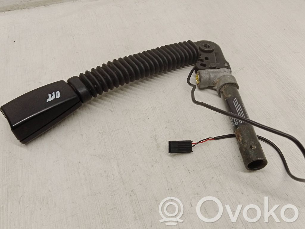 Hebilla del cinturón delantero   7065848