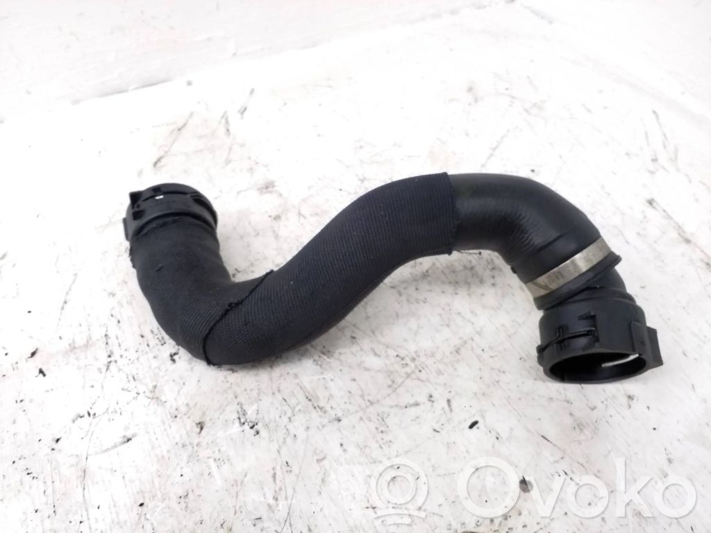 Engine coolant pipe/hose   1436077