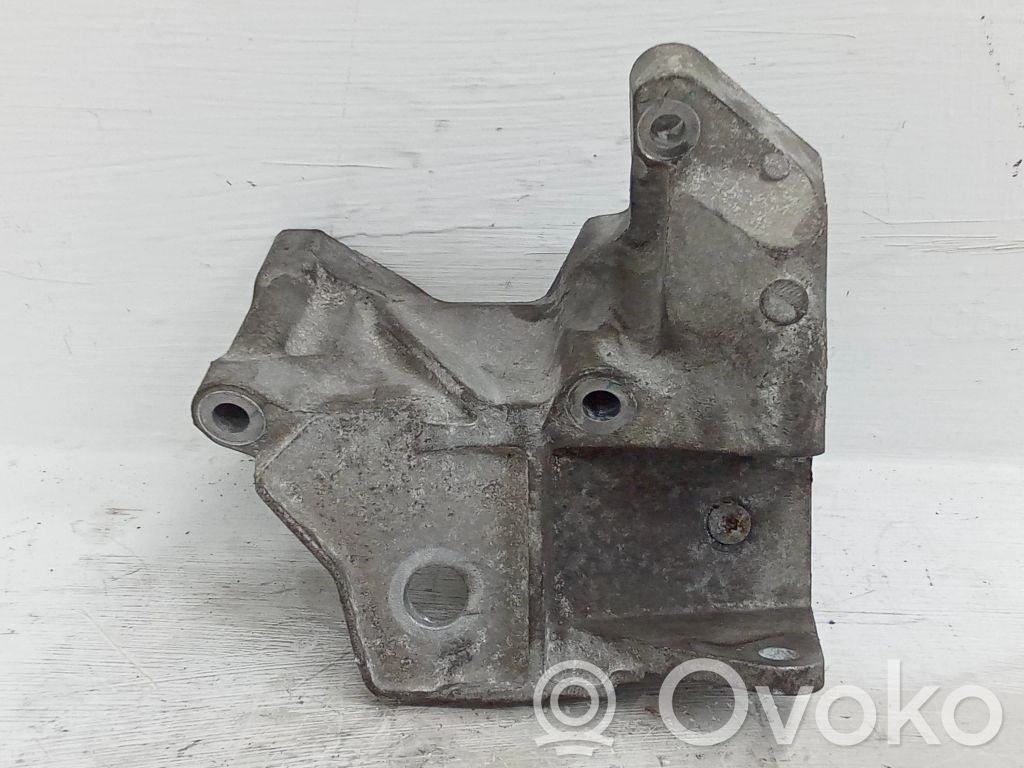 Volvo V60 Supporto di montaggio del motore (usato) 