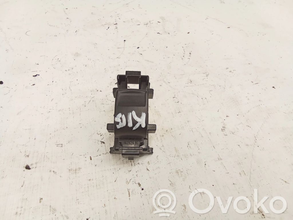 Toyota RAV 4 (XA30) Electric window control switch 